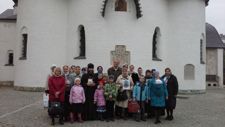 2014_10_12_Паломничество в Марфо-Мариинскую обитель и Новоспасский монастырь