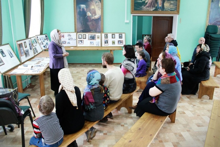 2015_03-04 Работа Елизаветинской передвижной выставки в марте и апреле