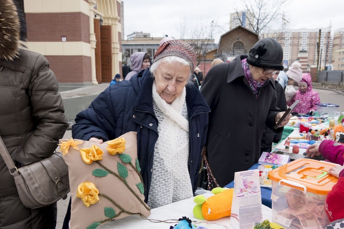 pred_Pashalnaya_yarmarka_2015_05