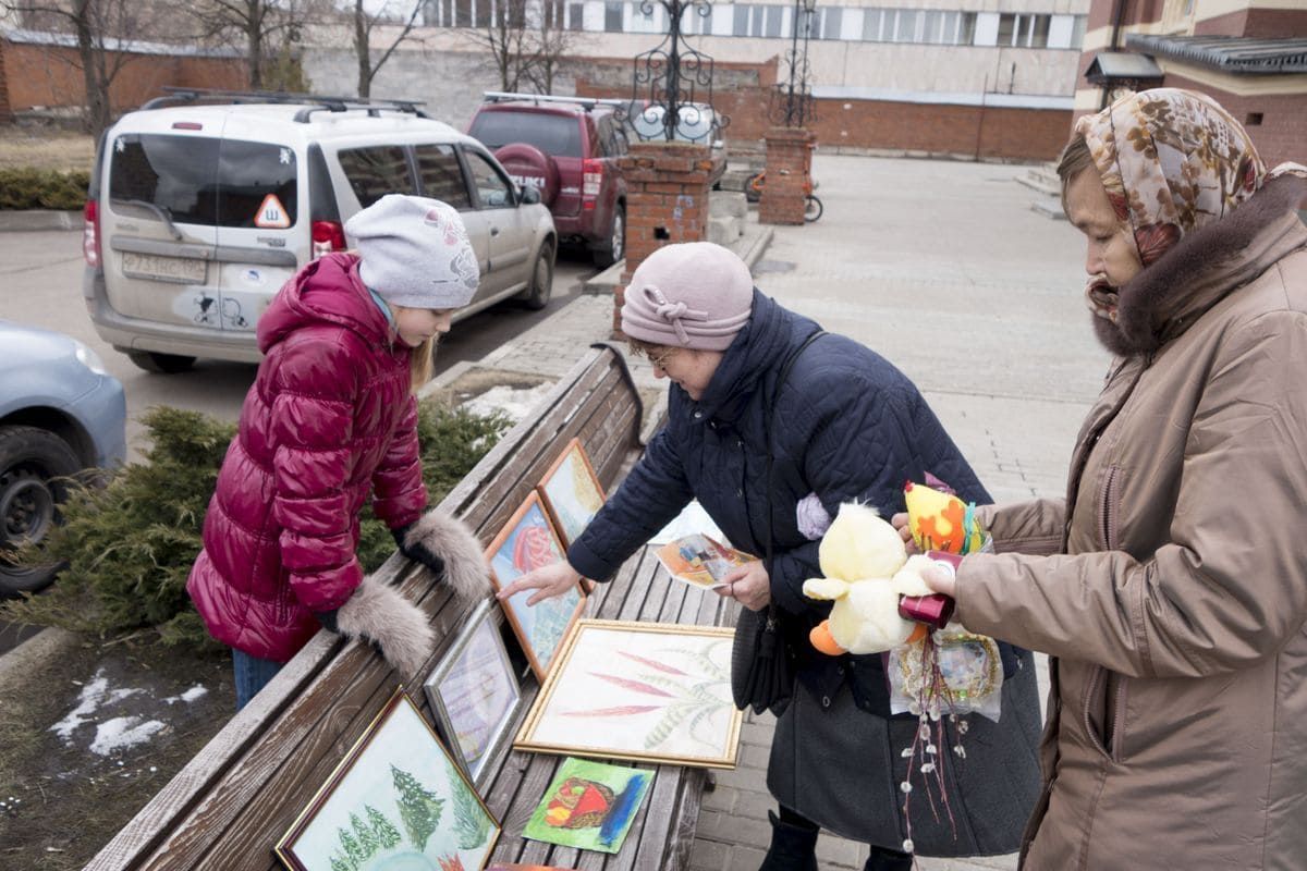 pred_Pashalnaya_yarmarka_2015_09