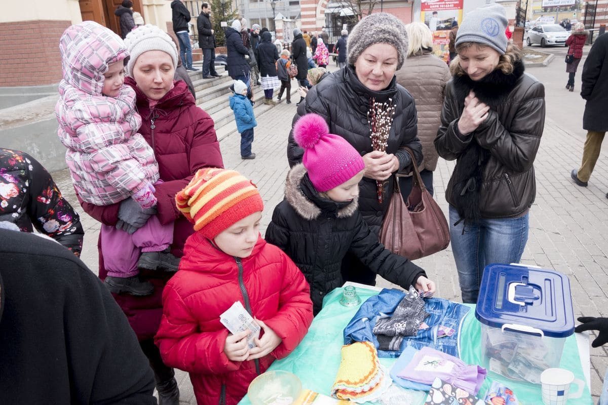 pred_Pashalnaya_yarmarka_2015_16