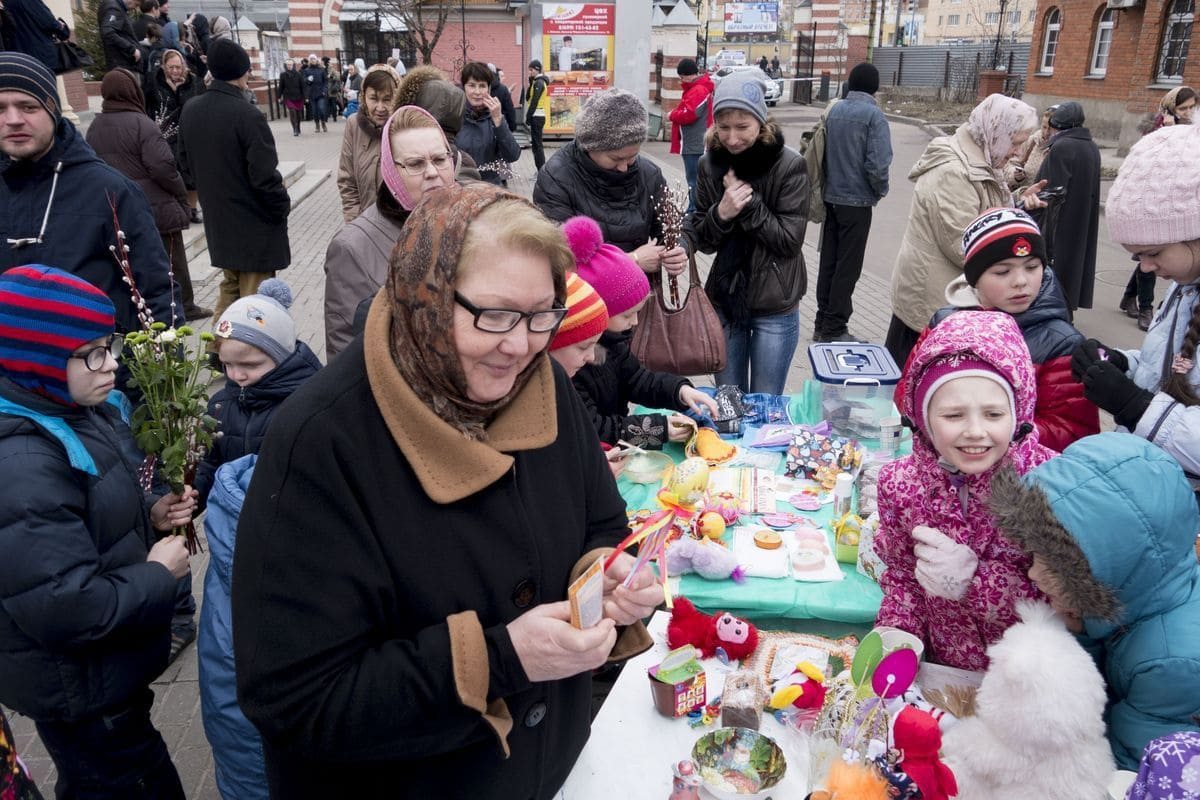 pred_Pashalnaya_yarmarka_2015_17