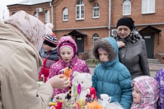 pred_Pashalnaya_yarmarka_2015_11