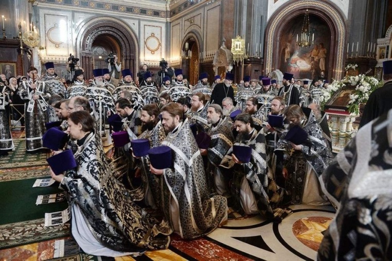 2015_04_08_Награждение отца Иоанна Кудрявцева