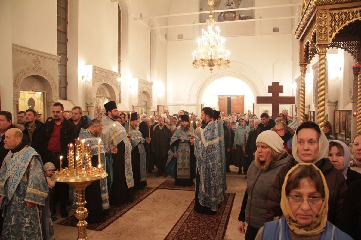 Vvedenie_vo_Hram_Bogoroditciy_2016_06