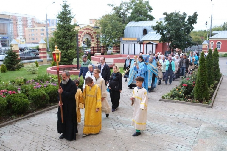 2017_08_29_Успение Богородицы, чин погребения