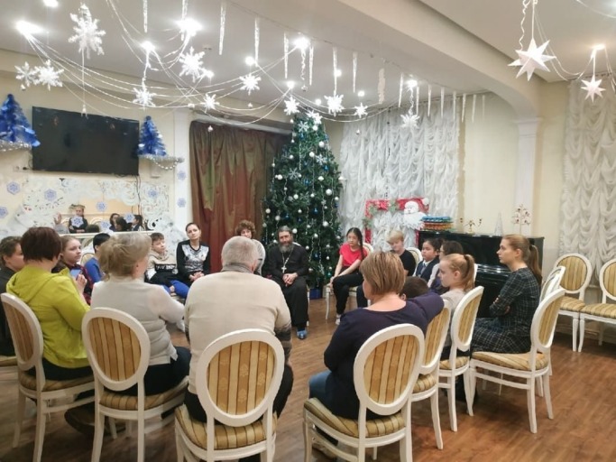 2019_12_19_Беседа с батюшкой в ЦСО "Хорошевский"