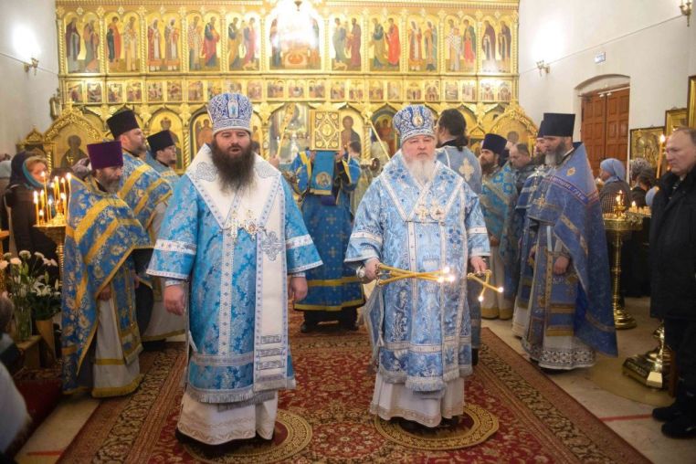 2021_02_03 Престольный праздник, Божественная литургия
