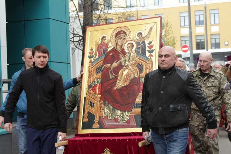 2022_04_30 Пасхальный крестный ход с иконой "Всецарица"