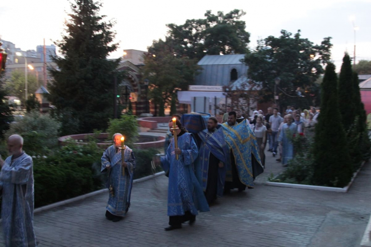 2022_08_28 Погребение Богородицы