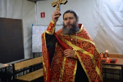 18_04_kormlenie_bezdomnyx_014