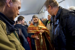 1_18_04_16_Kormlenie_bezdomnyx_003