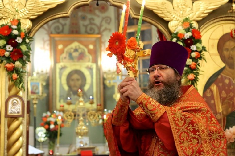 Пасхальная ночная служба 27-28 апреля 2019 года