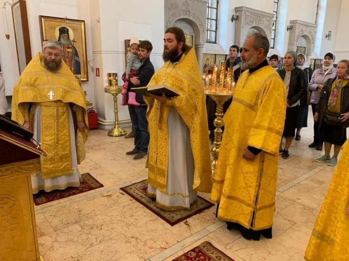 Праздник св. первоверховных апостолов Петра и Павла, поздняя Божественная литургия 12 июля 2019 года