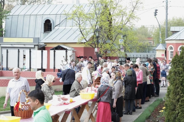 Великая Суббота: литургия и освящение куличей 27 апреля 2019 года