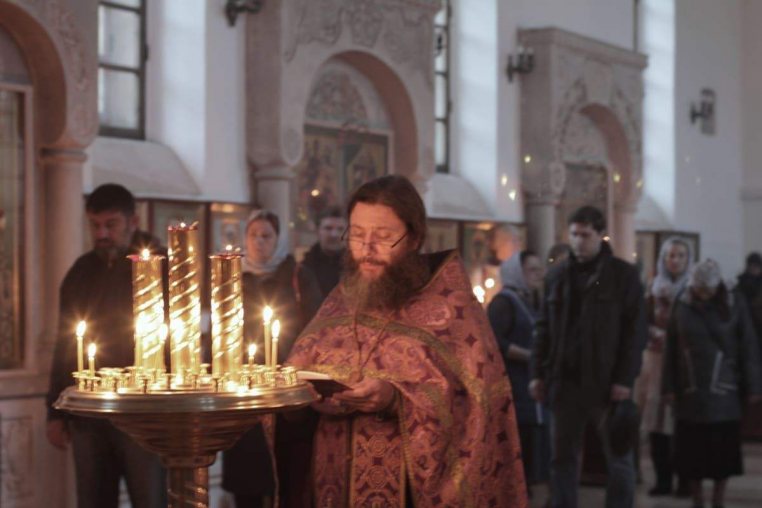 Воздвижение Честного и Животворящего Креста Господня - всенощное бдение 26 сентября 2018 года