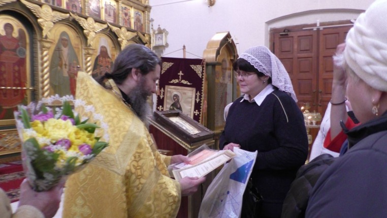 Вручение благодарственного письма Ежовой Н.Н. 10 марта 2019 года