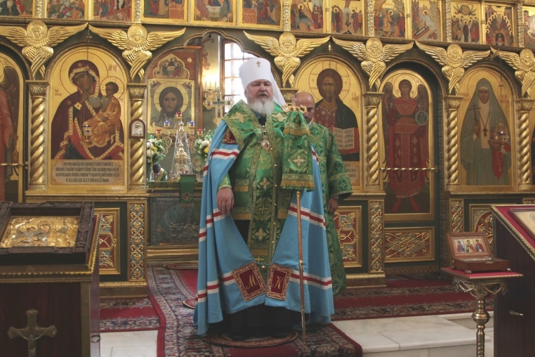 Всенощное бдение в канун праздника Троицы